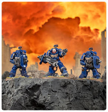 Load image into Gallery viewer, Warhammer 40k: Space Marines- Eradicator Squad with Heavy Bolters