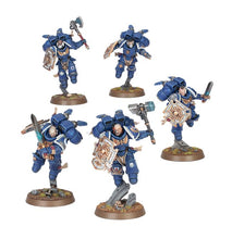 Load image into Gallery viewer, Warhammer 40k: Space Marines- Vanguard Veteran Squad with Jump Packs