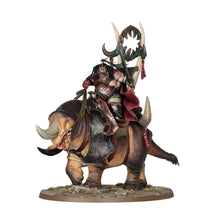 Load image into Gallery viewer, Warhammer AoS: Ogor Mawtribes - Morga the Mighty – Overtyrant / Tyrant on Glutthorn
