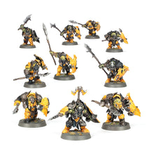 Load image into Gallery viewer, Warhammer Age of Sigmar: Spearhead Orruk Warclans - Ironjawz Bigmob
