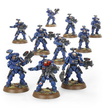 Load image into Gallery viewer, Warhammer 40K:  Space Marines - Primaris Infiltrators
