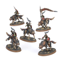 Load image into Gallery viewer, Warhammer Age of Sigmar: Gloomspite Gitz - Snarlfang Riders
