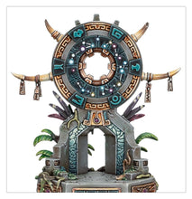 Load image into Gallery viewer, Warhammer Age of Sigmar: Seraphon- Skink Starseer
