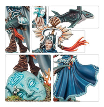 Load image into Gallery viewer, Warhammer AoS: Idoneth Deepkin - Isharann Tidecaster
