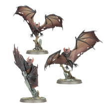 Load image into Gallery viewer, Warhammer Age of Sigmar: Soulblight Gravelords - Fell Bats
