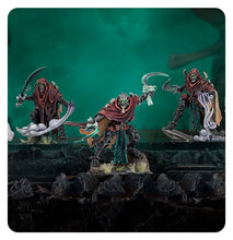 Load image into Gallery viewer, Warhammer Age of Sigmar: Ossiarch Bonereapers - Mortis Reapers
