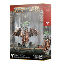 Load image into Gallery viewer, Warhammer Age of Sigmar: Helsmiths of Hashut - Urak Taar the First Daemonsmith
