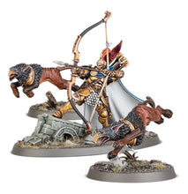 Load image into Gallery viewer, Warhammer AoS: Stormcast Eternals - Knight-Judicator with Gryph-hounds
